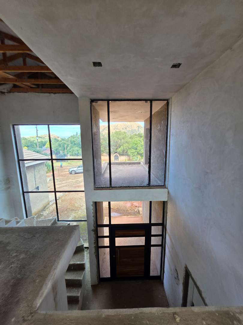 5 Bedroom Property for Sale in Rustenburg North West